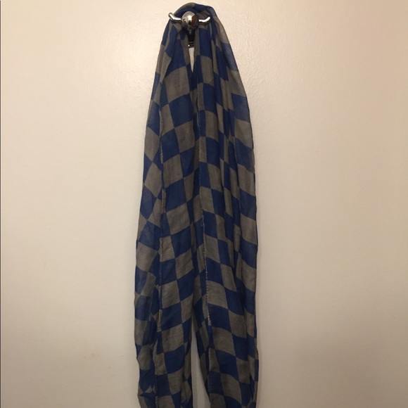 Infinity scarf - Picture 2 of 2